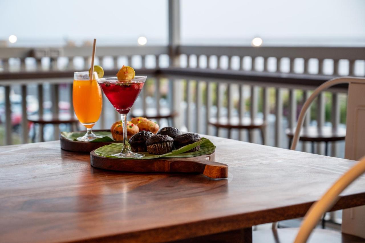 Praveg Beach Resort Daman Lighthouse Beach 외부 사진